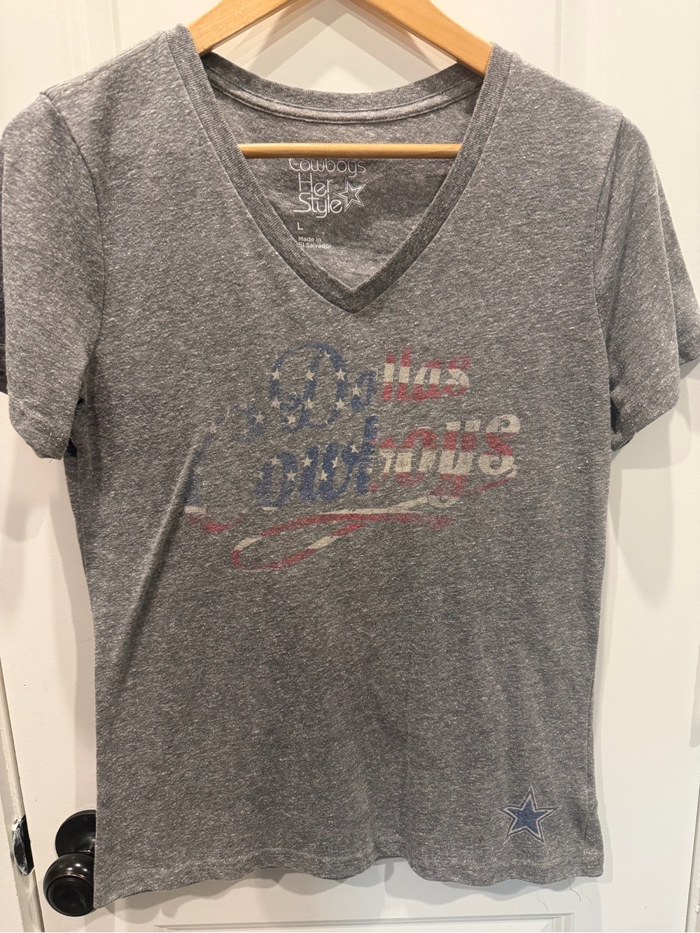 Cowboys Her Style Women's Gray V-Neck Dallas Cowboys Tee